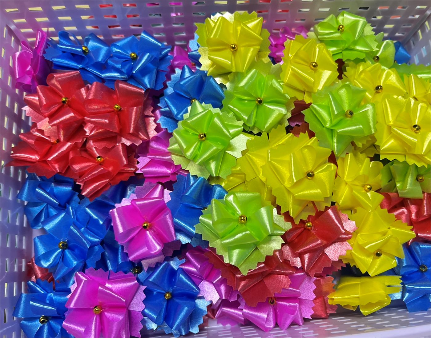 โปรยทานดอกผีเสื้อ 100 ชิ้น